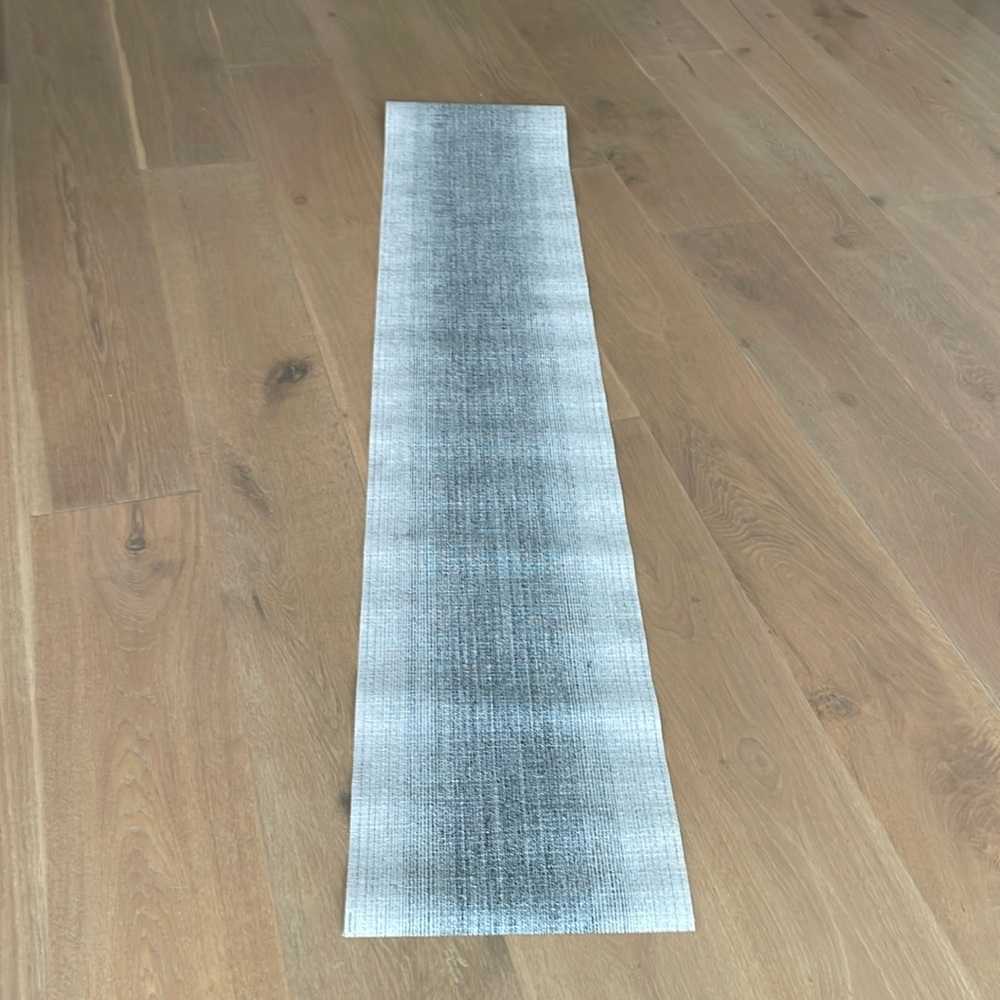 Chilewich ombré table runner